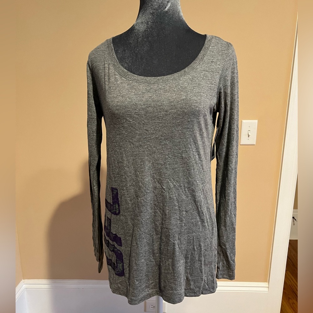 Women’s UFC tee Sz L